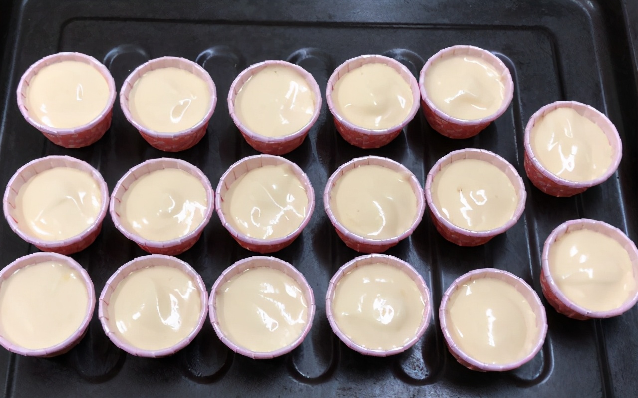 小蛋糕简单又好吃不用酵母,不用发面的小蛋糕