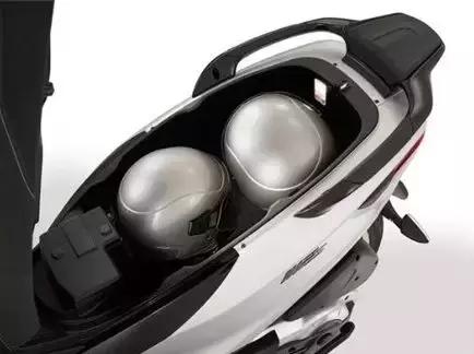 比亚乔150摩托价格表,比亚乔倒三轮摩托价格多少