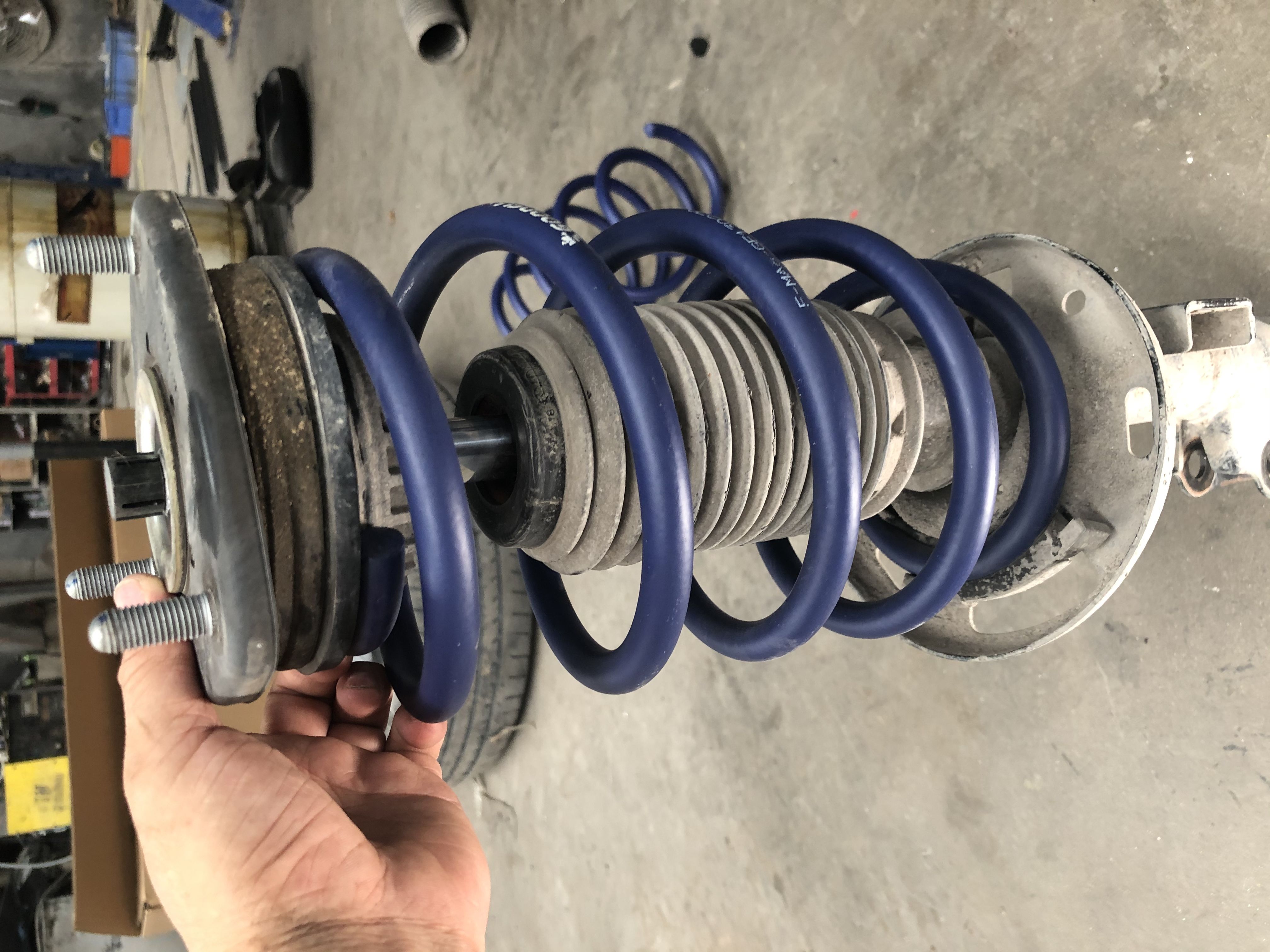 axela昂克赛拉保养复位,axela昂克赛拉是中级车吗