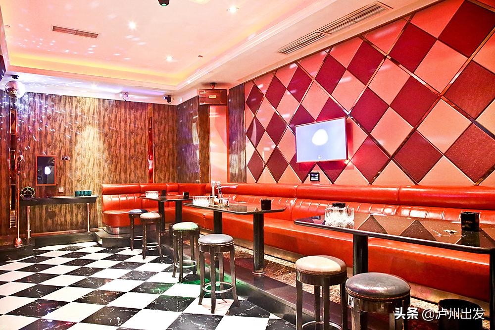 嗨唱主题量贩ktv,泸州万象汇ktv双人包间