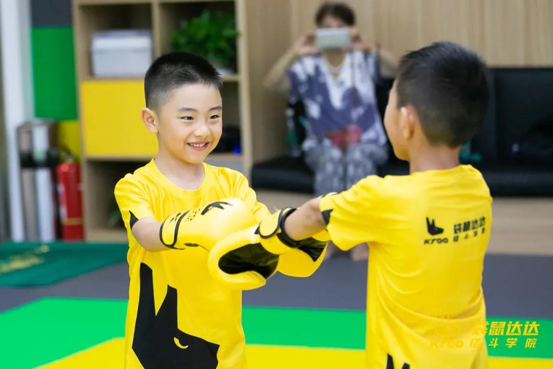 袋鼠达达格斗,昆仑决袋鼠达达