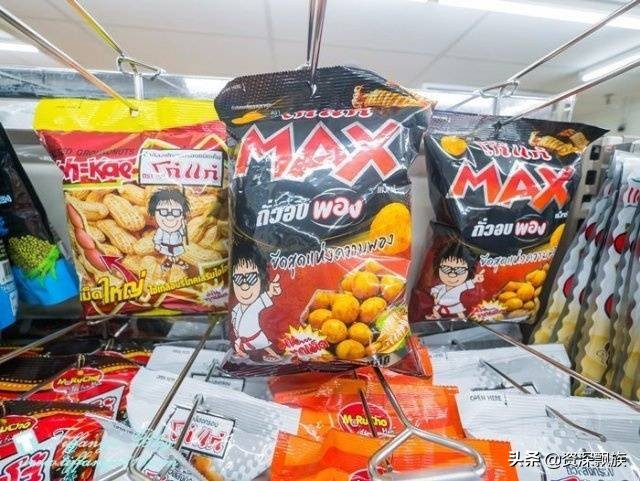 泰国咸蛋黄最好吃的零食,泰国购物必买零食清单