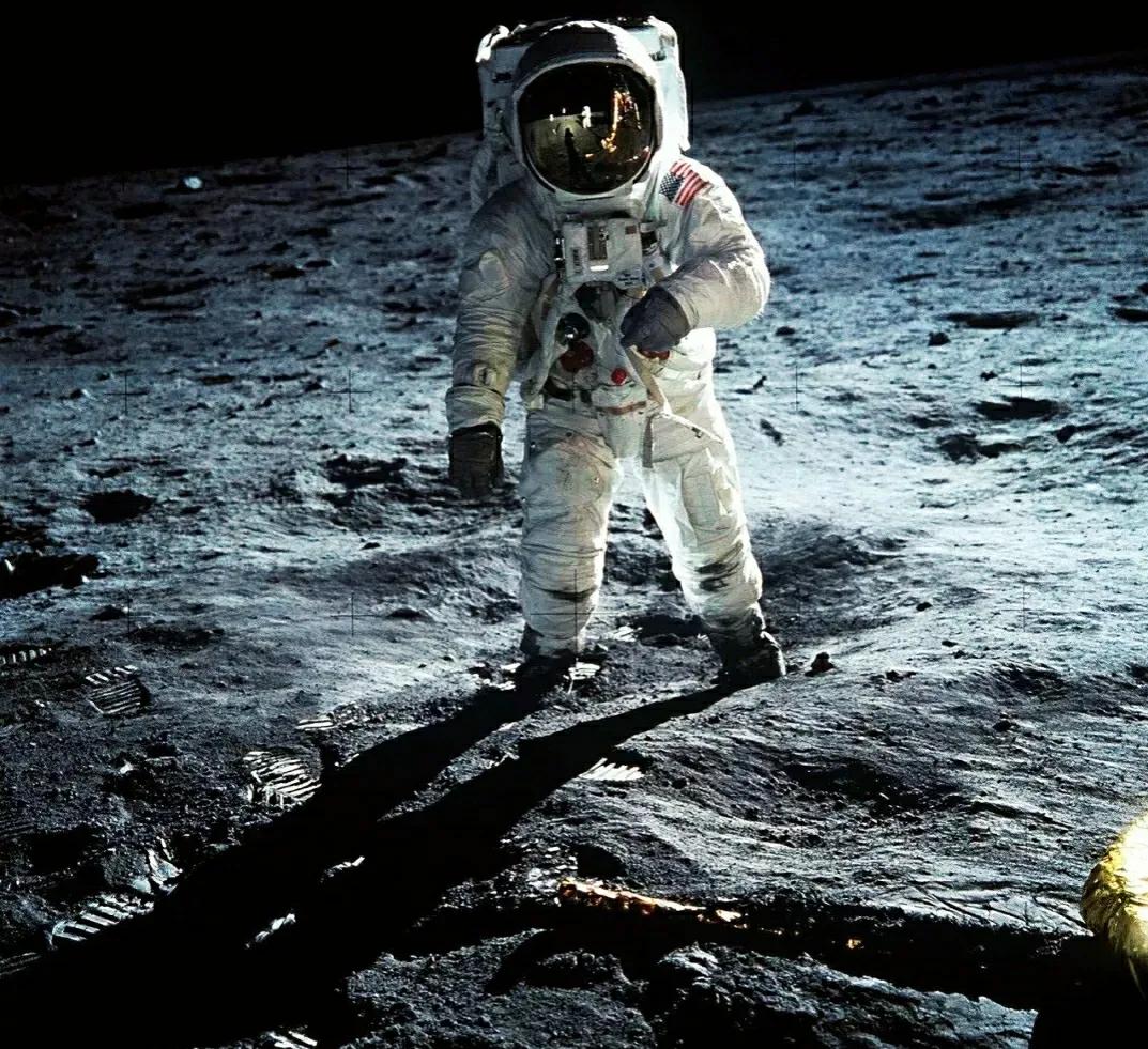 阿波罗登月计划真的有用吗,阿波罗登月计划到底是真的吗