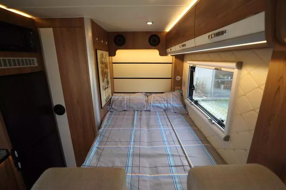 骏驰雷霆一号房车,骏驰房车直播间