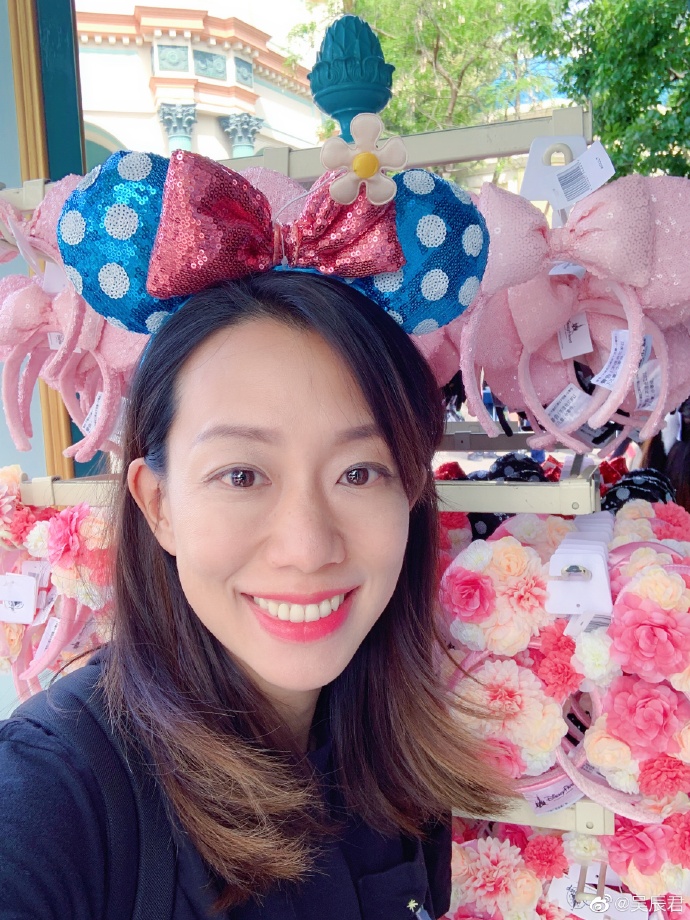 吴辰君二胎顺产,吴辰君双胞胎