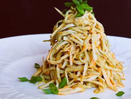 笋干怎么泡更容易软,笋干焯水要过冷水洗吗