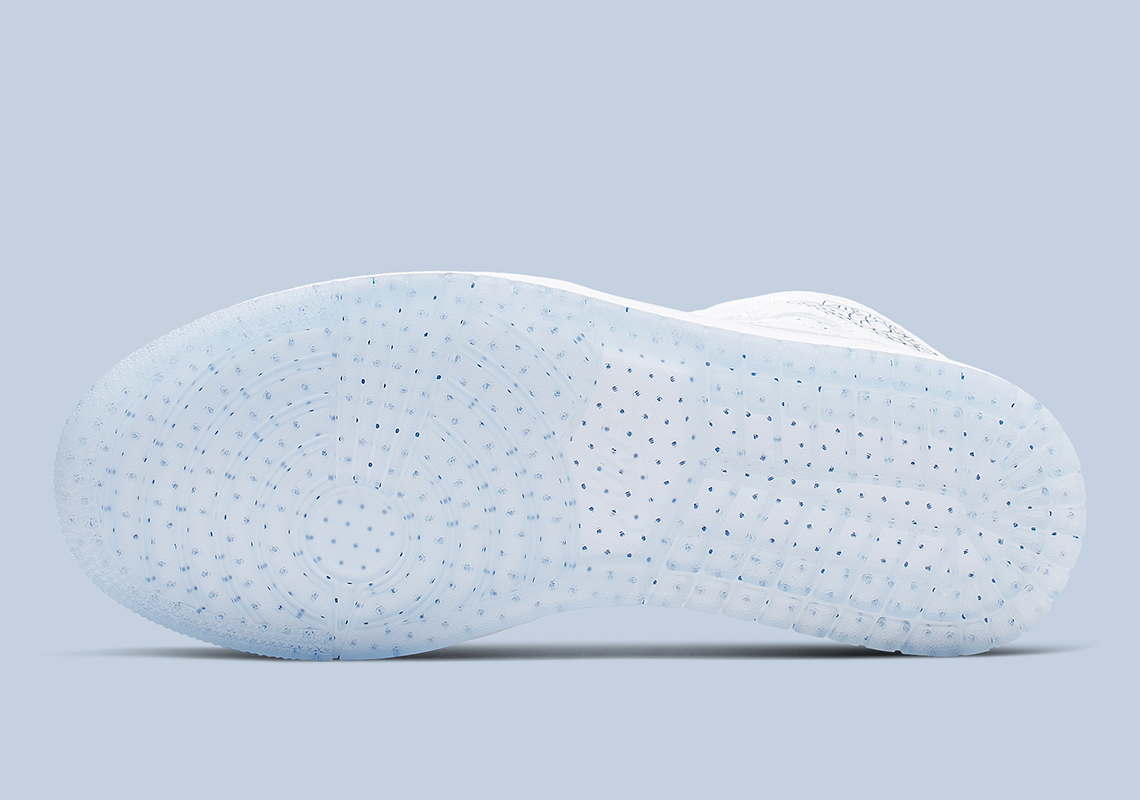 AJ1的新款口号“没有差异,只有团结”传递着团结的信息