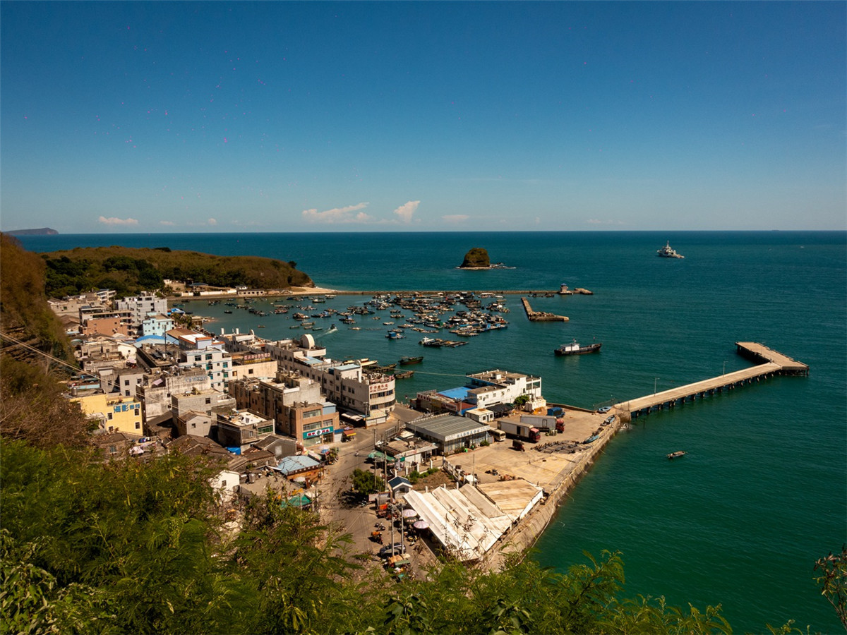 广西北海涠洲岛的火山岛介绍,涠洲岛是中国最年轻的火山岛吗