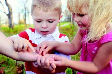 家长问宝宝总乱跑该怎么回答,宝宝乱跑怎么办