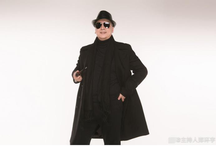 搏击主持人郑环宇又喊话韩红：江湖险恶，慈善水深，其实我暗恋你