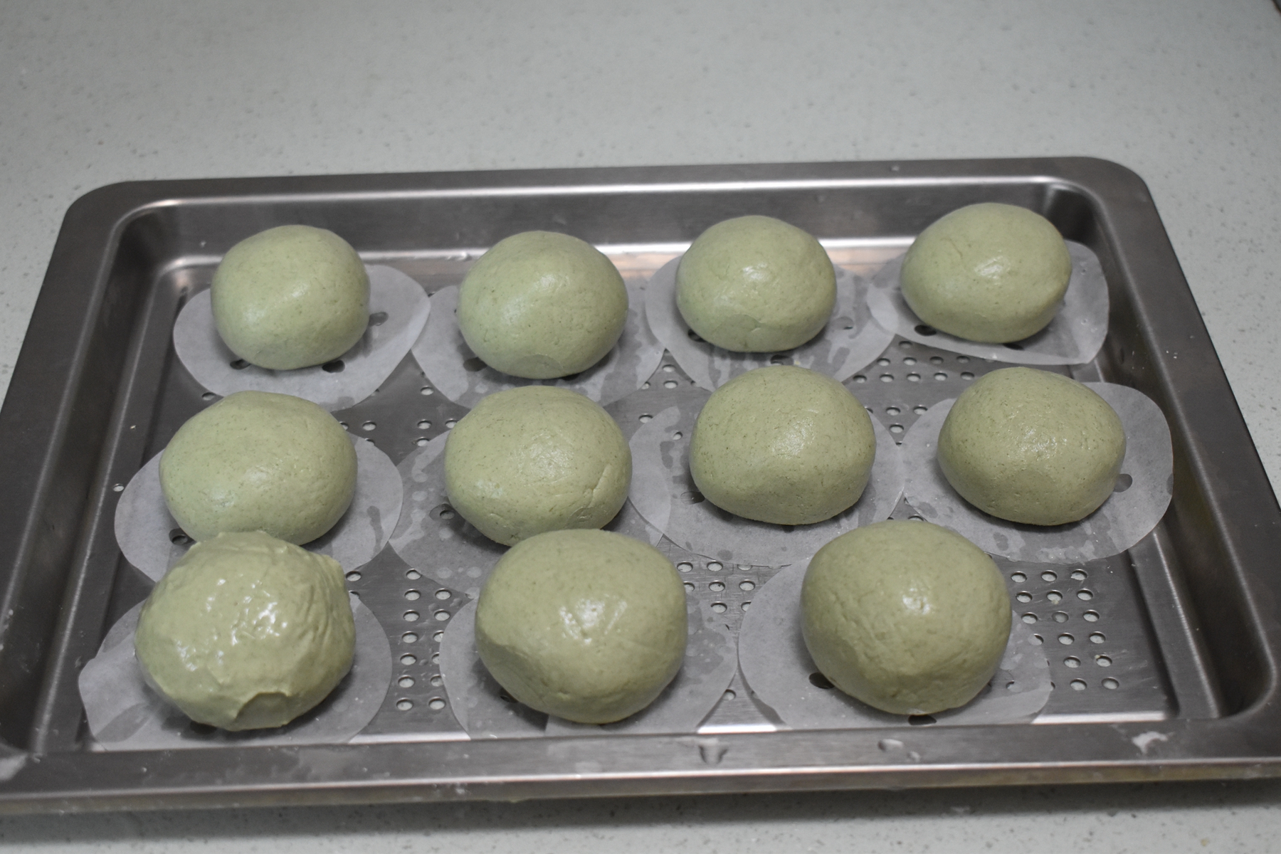 青团最正宗的懒人做法,4分钟教你在家做青团比买的好吃