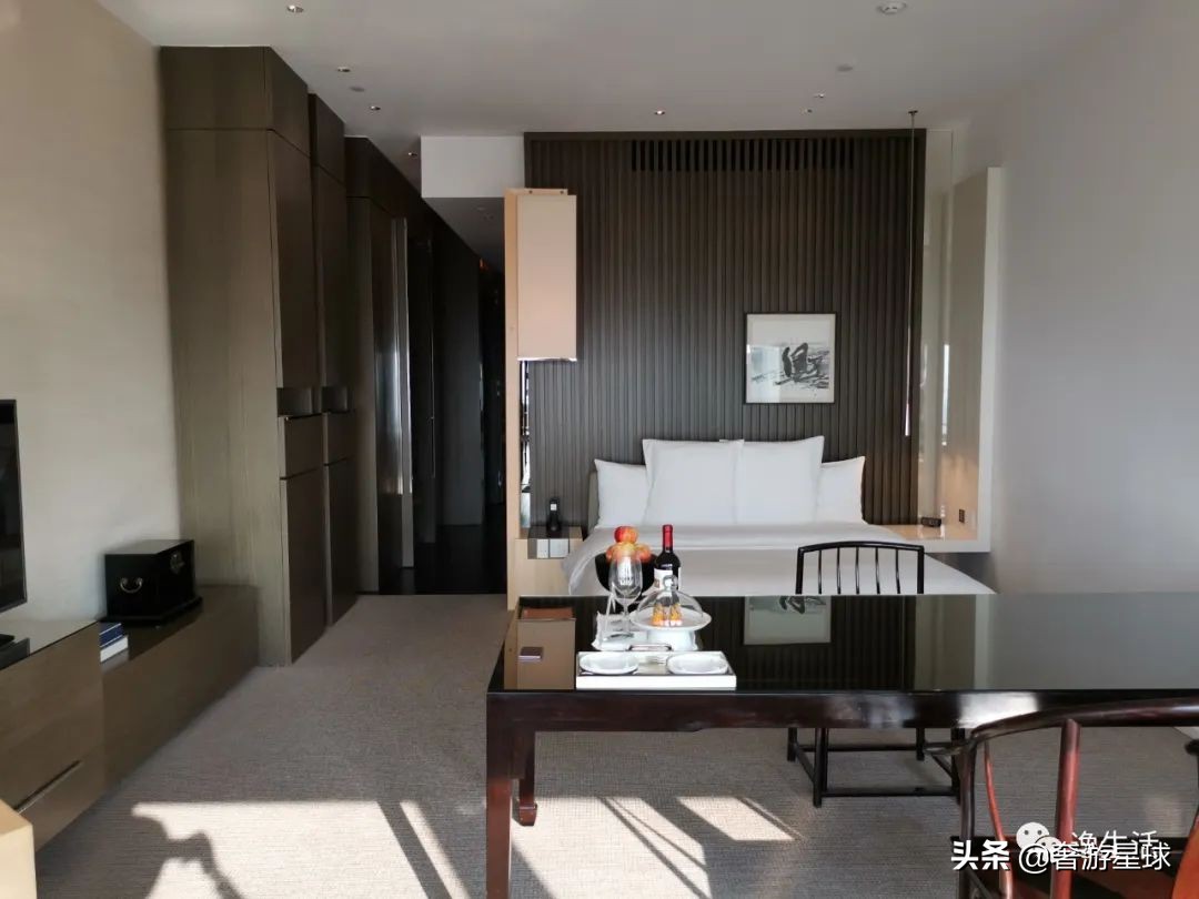 神の战|丽思、柏悦、MO、四季,陆家嘴7大奢华酒店谁是你的最爱?