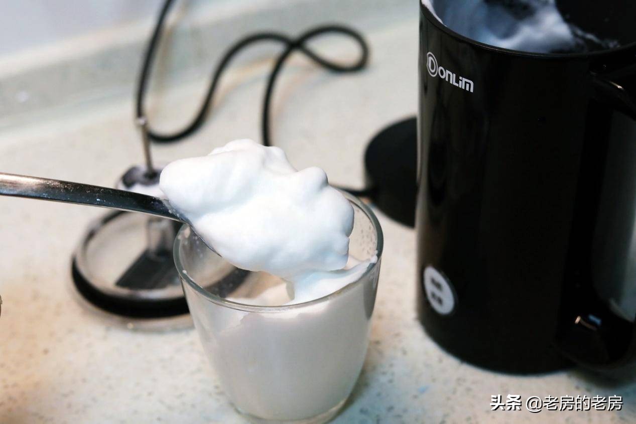 在家喝卡布奇诺,你需要一台什么样的咖啡奶泡机?