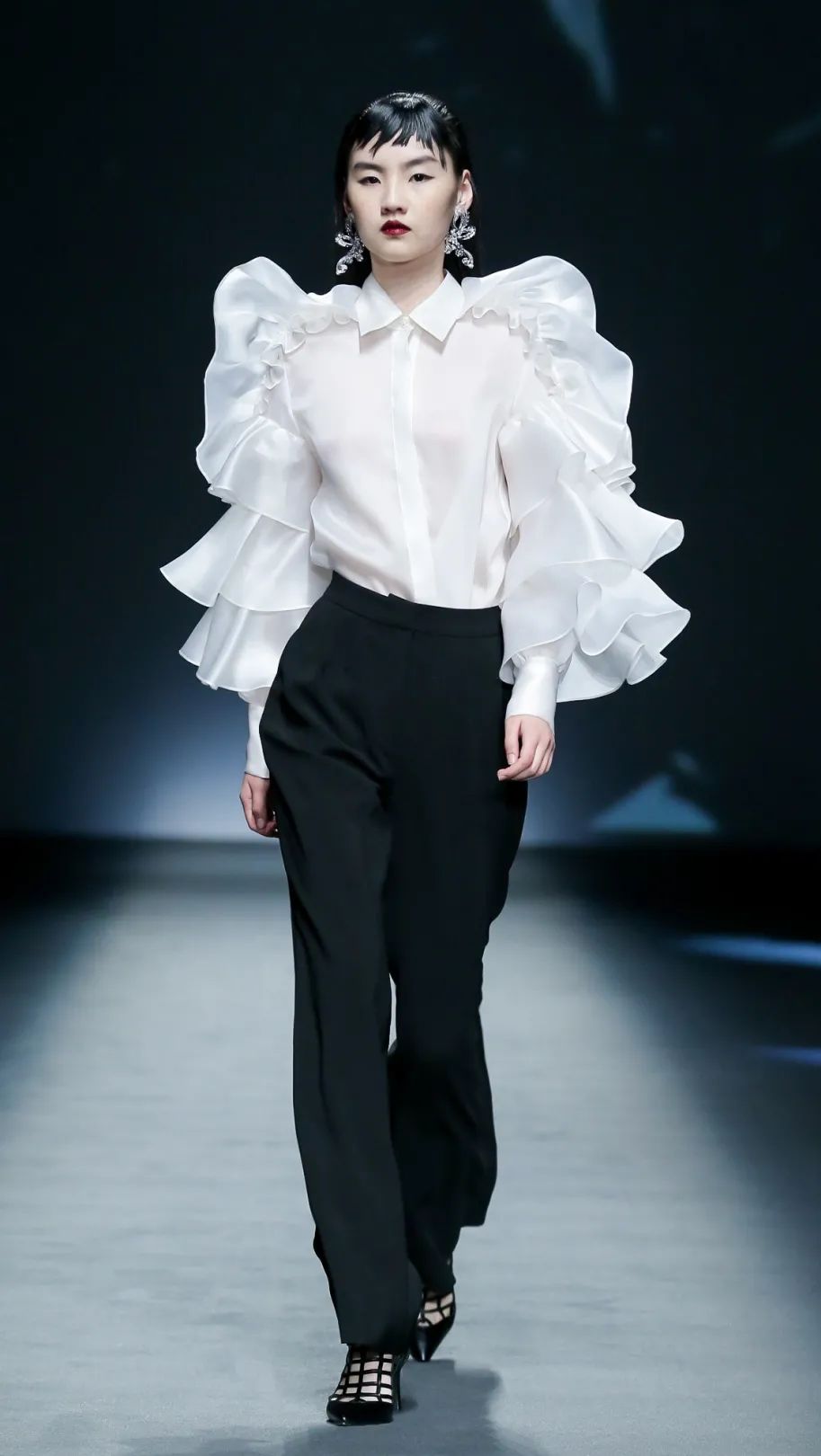 2021秋季流行款式风格,趋势2022春夏八大流行款式设计