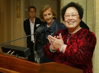 陈丽华吃到了唐僧肉,陈丽华坐拥北京多少街