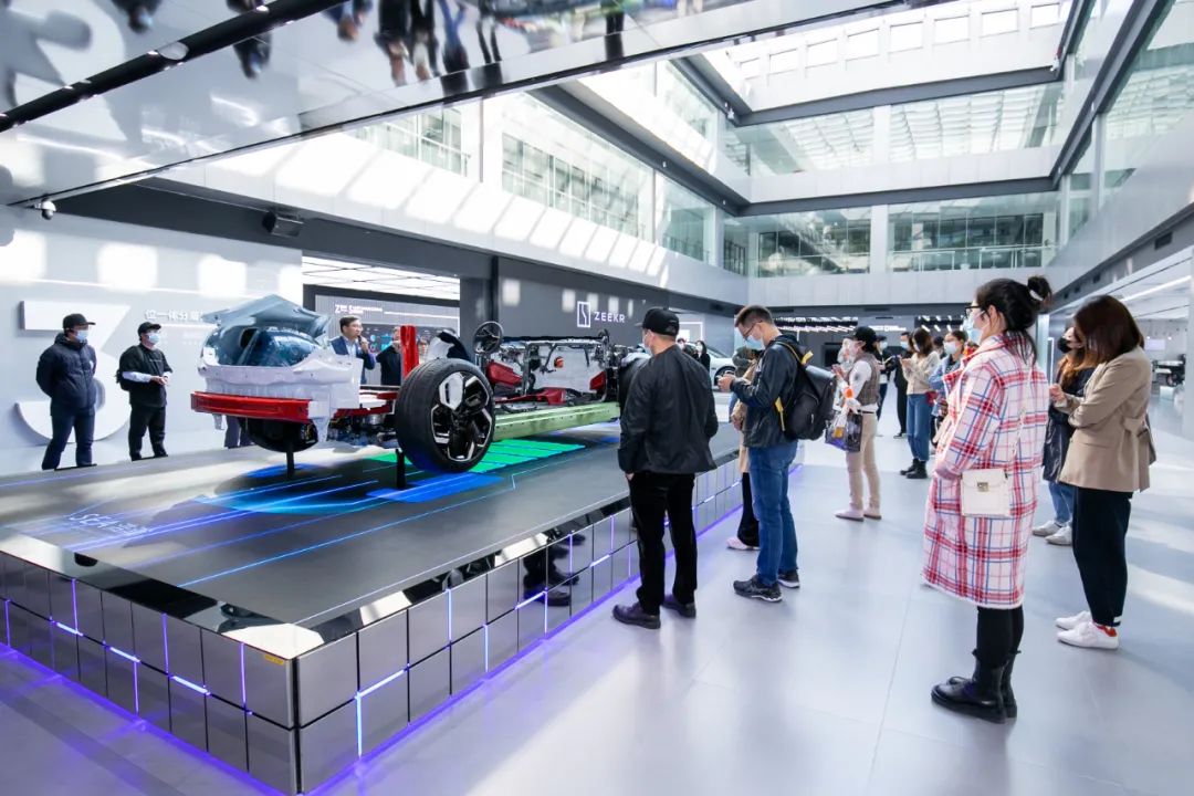 zeekr001真的足够安全吗,zeekr001国外评测