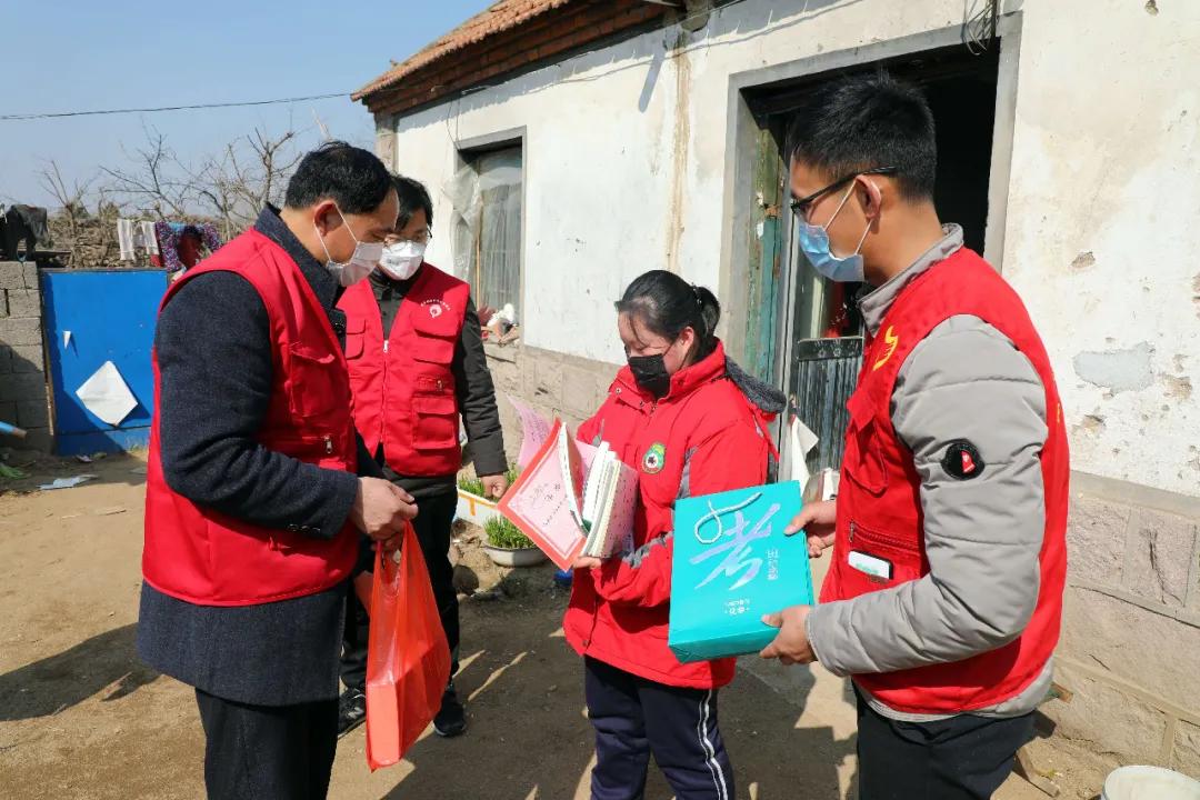 e起助力同心战役手抄报,e网同心优秀作品展播