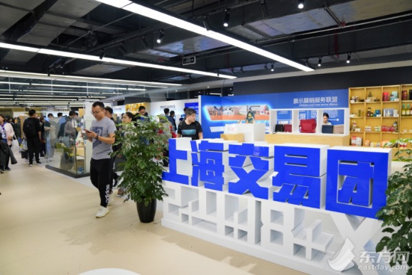 出国终于不用再当采购团了!进博会延展市民点赞“中国力量”