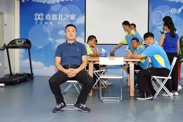 开个喜憨儿洗车行要多少资金,无锡13名喜憨儿撑起洗车行