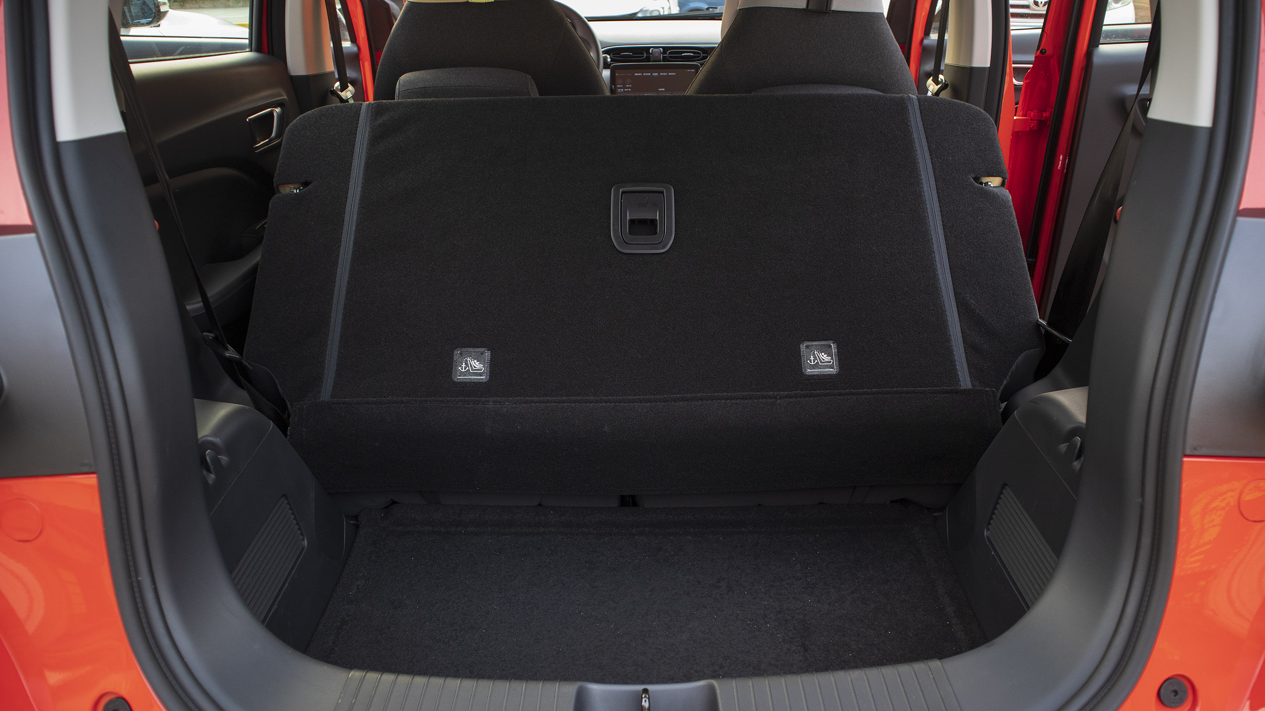 403公里续航,零跑t03310轻享版深度体验