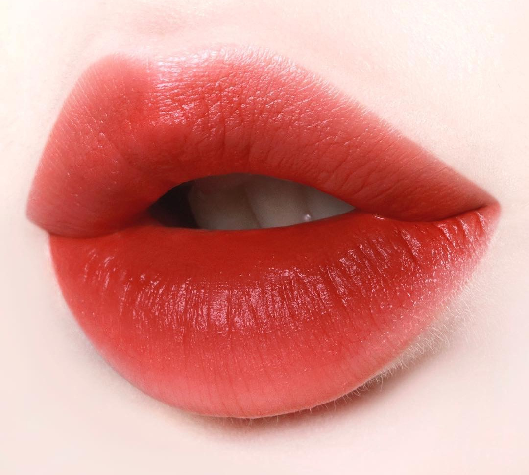 秋冬不挑肤色的5款口红颜色,凸显气质年轻的口红颜色