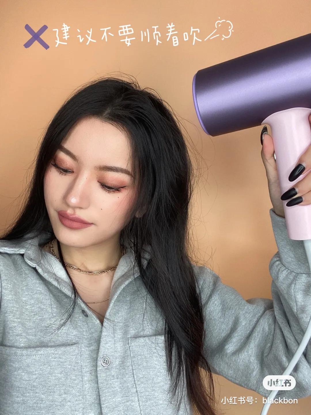 轻欧美妆适合什么发型搭配 (欧美发型妆容搭配)