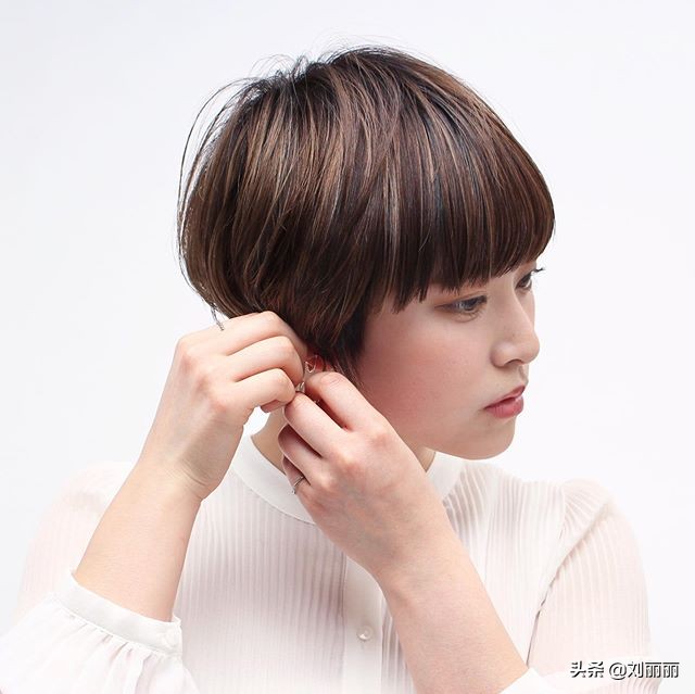 推荐几款好看的时尚短发,一款适合你的精致短发