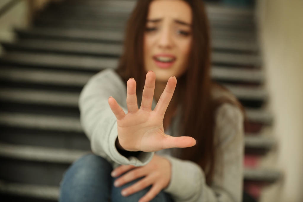 女人是洪水猛兽，是神经质？不！几招教你如何驯服女友