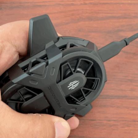 红魔双核散热背夹和蜂翼2pro,红魔6pro压制得住火龙吗