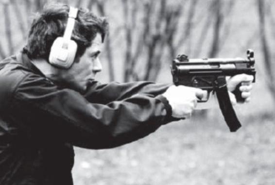 mp5冲锋枪反恐,最好的反恐冲锋枪