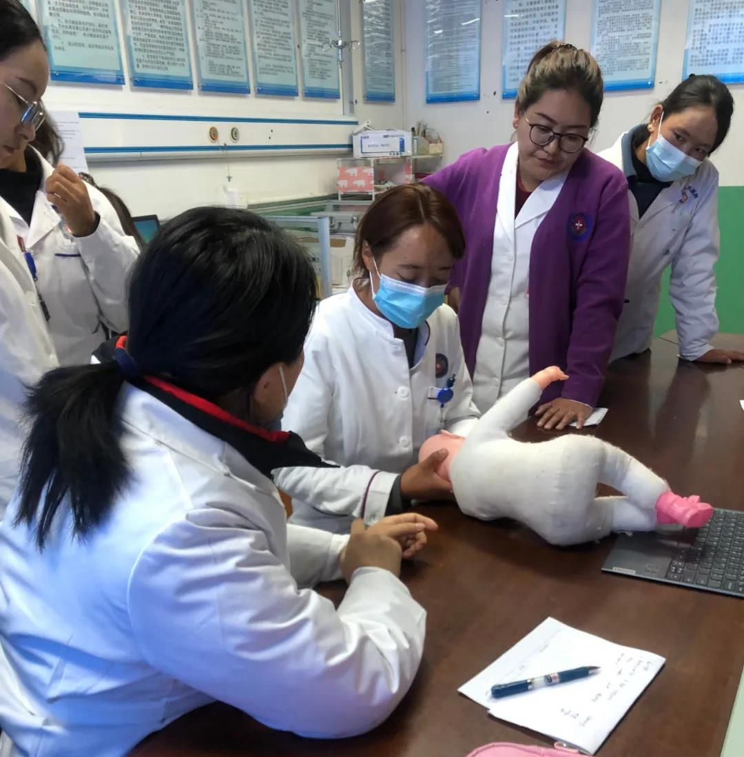 苏州*藏西**两地医生远程连线，携手破解“肩难产”难题