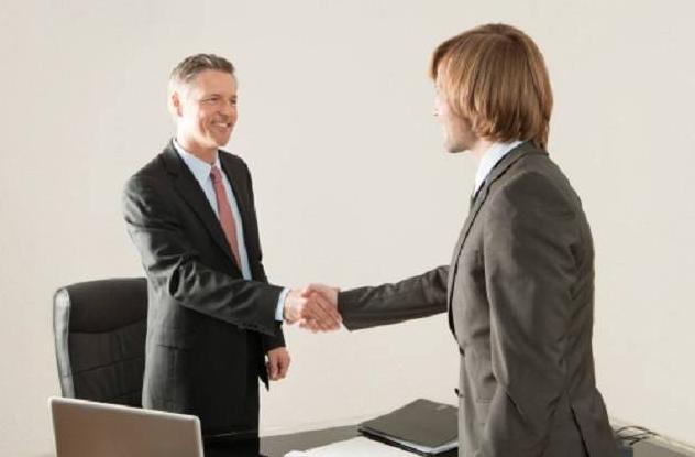 面试官捡到3万失主说丢了5万,面试官捡到9万却说少一万