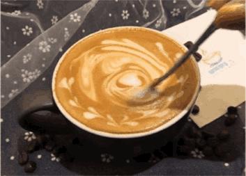 拥有台式小清新的茶饮咖啡结合所,很多人都点这杯……