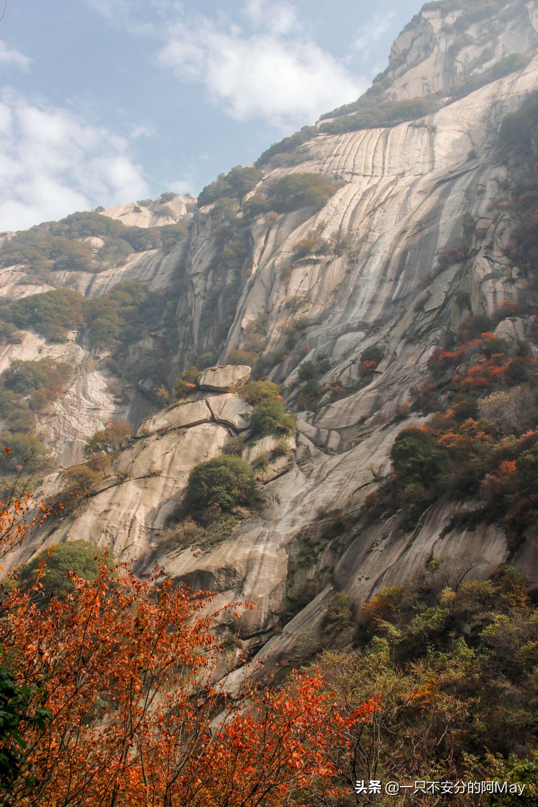 为什么爬华山都是夜爬,华山自古一条道很有必要爬吗