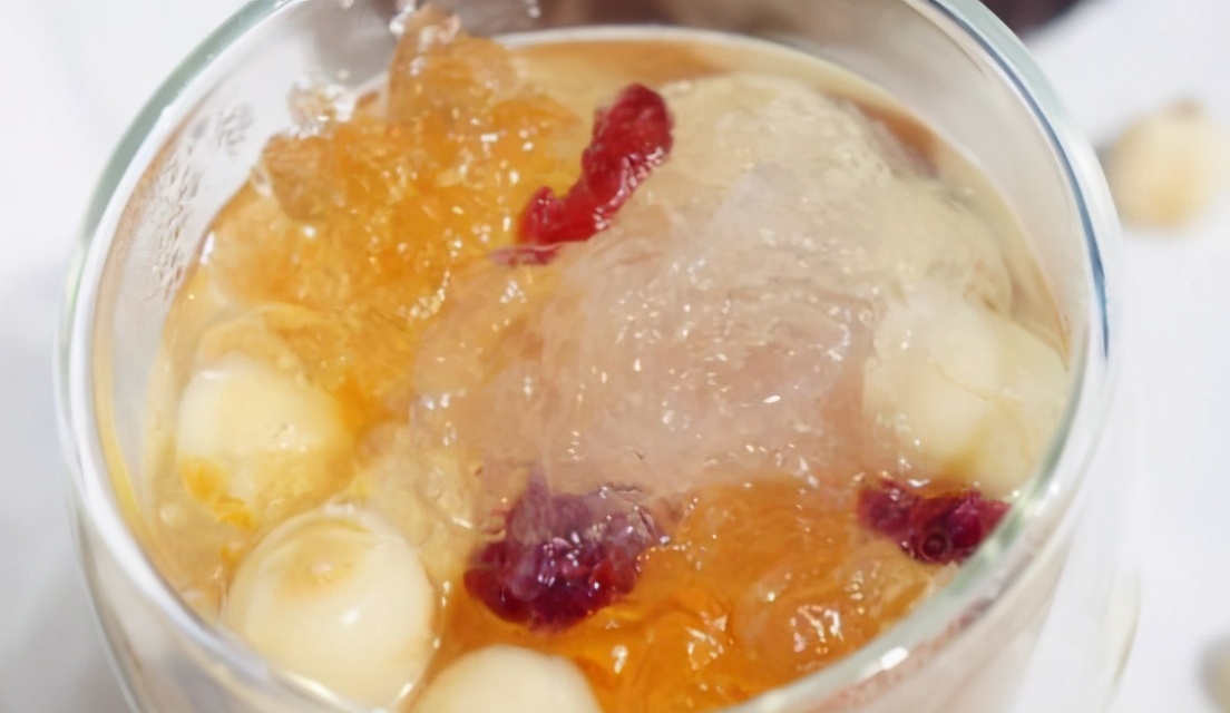 十八岁如何消除法令纹八字纹,45岁有法令纹显老吗但是人挺白的