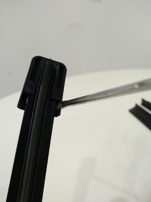 比亚迪雨刮跳动异响,雨刮臂跳动异响正确调整教程