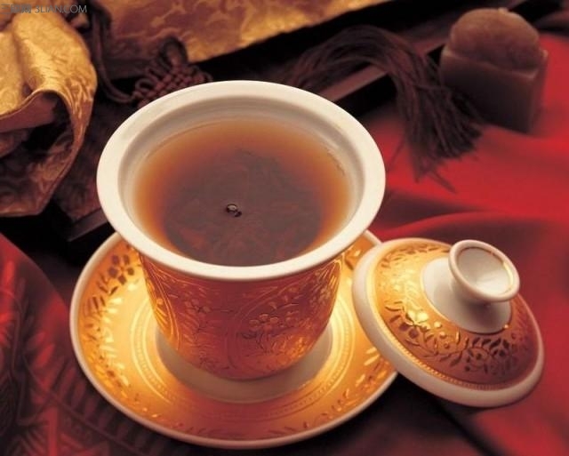 夏天喝什么养心茶,七款养心茶能让你清爽一夏