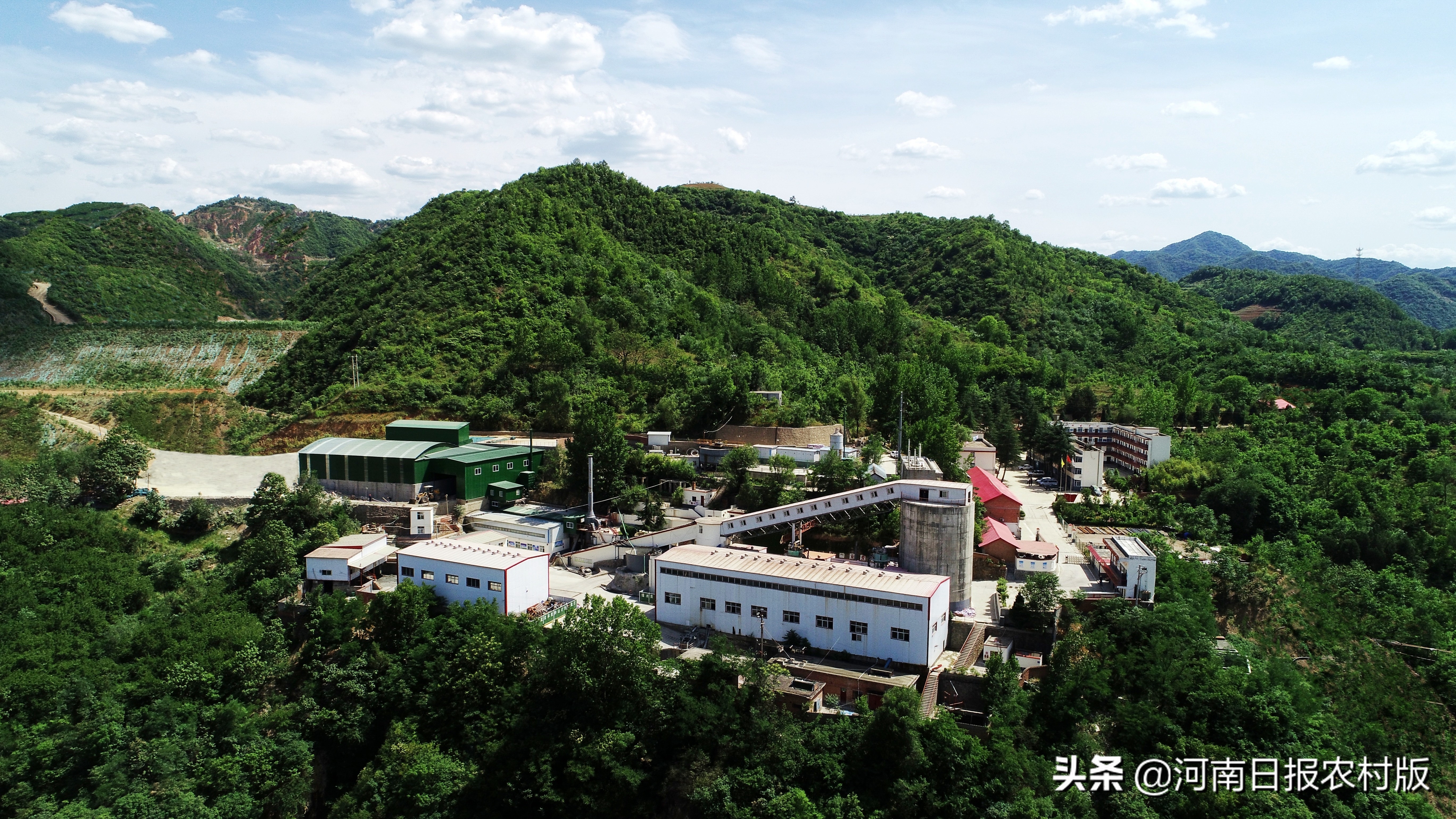 中金嵩县金牛公司坚持经济发展和环境保护“两手抓”——缔造绿色矿山高质量发展典范