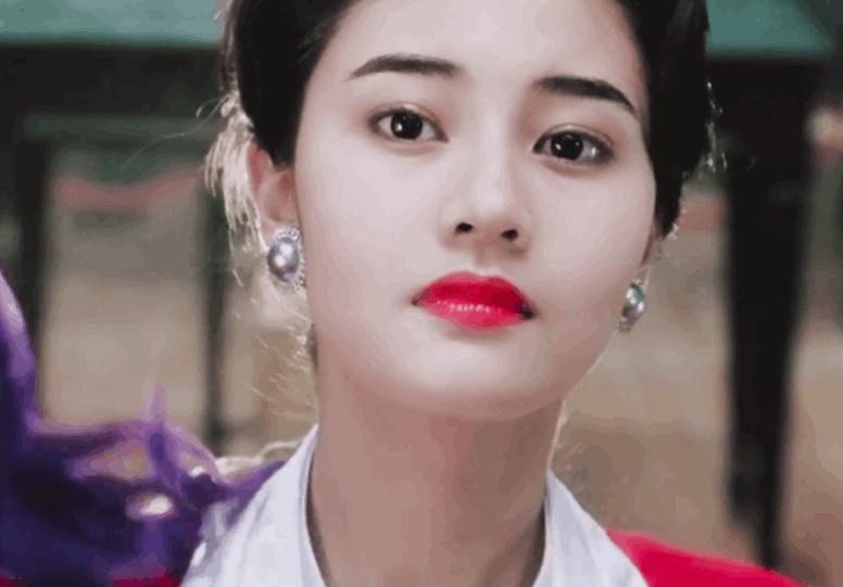 港圈女星是怎么被*养包**的？