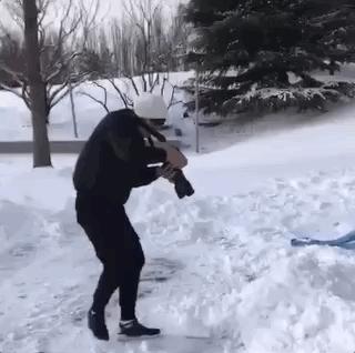 “我，30岁已婚*男猛**，陪女儿看完冰雪奇缘后，怂了”