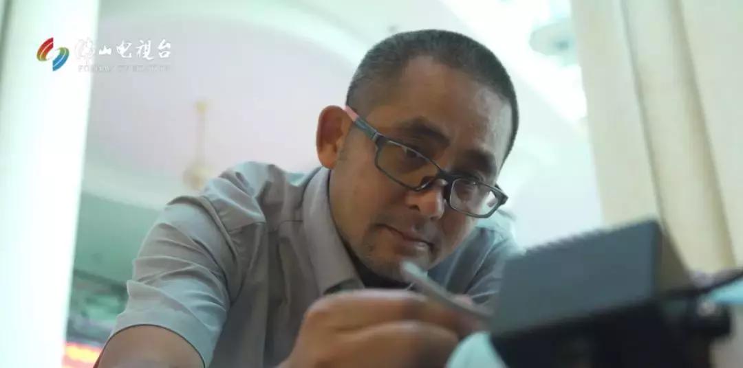 从摩托车佬到电梯大佬，23岁起他踏上创业征程，次次震惊行业