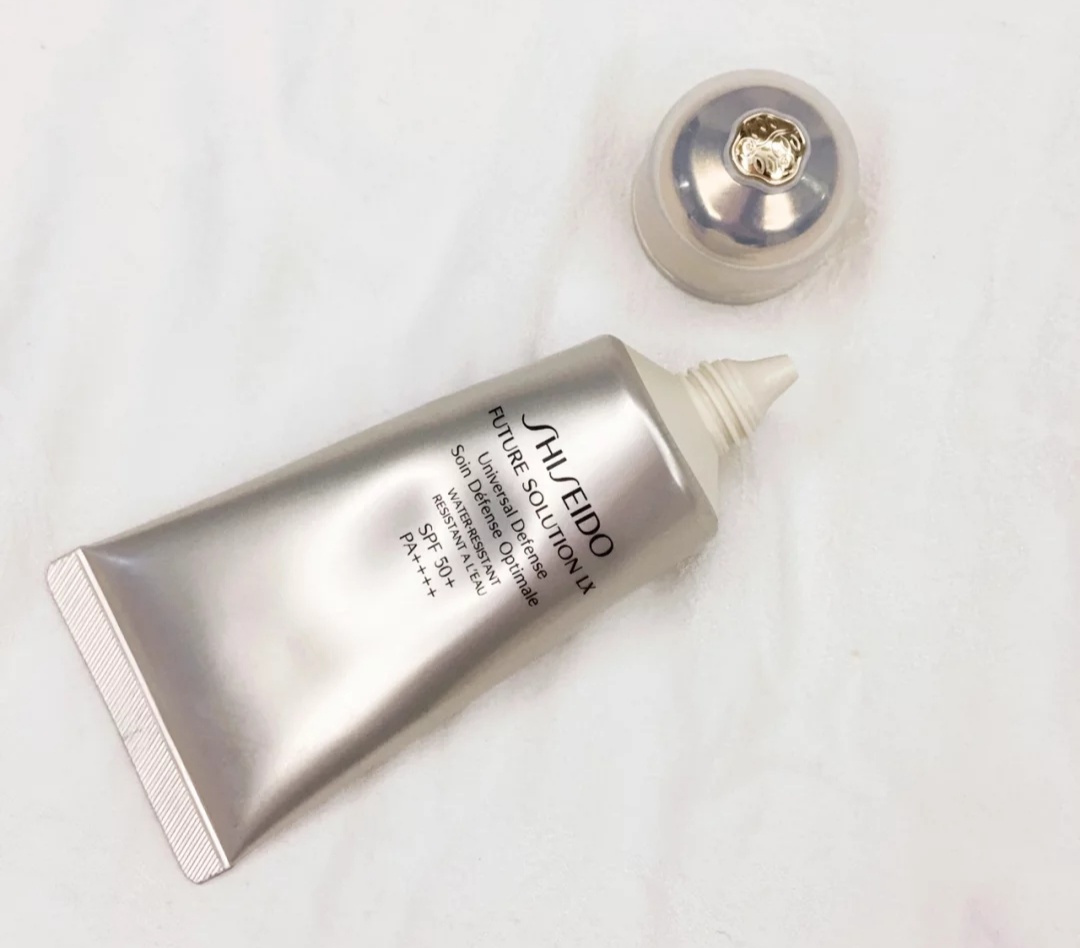 兰蔻防晒和cpb防晒哪个更值得买,兰蔻防晒和cpb防晒哪个好