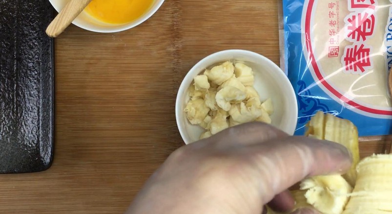 香蕉放在冰箱里面变黑了可以吃吗,香蕉容易变黑一招轻松解决