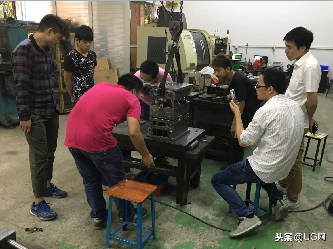 大师级模具设计师应该学习什么,模具设计工程师职称评定标准