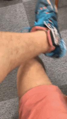 网上买的连衣裙到货了，店家连夜打电话跪求删除好评照片太尴尬了