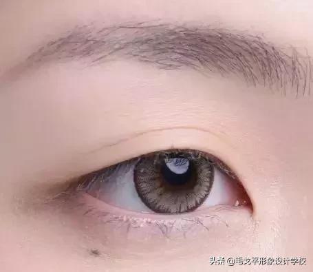 内双无双眼皮贴及假睫毛眼妆教程,没有双眼皮的圆眼怎么画眼线