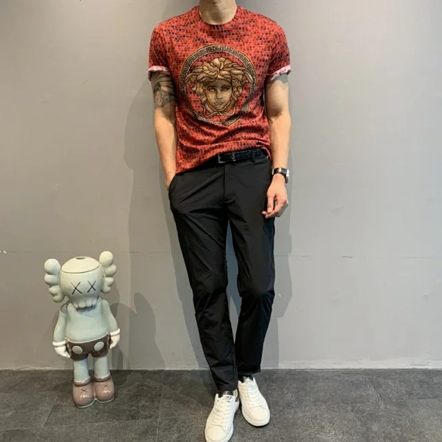 范思哲全球限量版短袖,范思哲t恤价格专柜正品