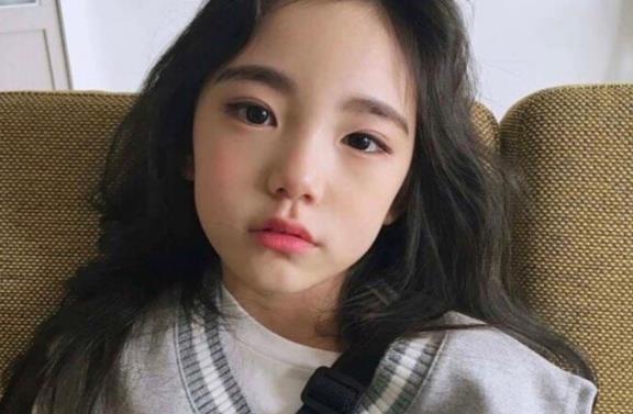 女儿太漂亮爸爸会不会心动,女儿长得太漂亮爸爸担心