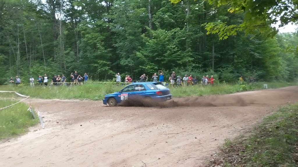 斯巴鲁翼豹2.0r两厢二手能入手吗,2006斯巴鲁翼豹二手多少钱