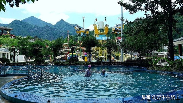 汉中市留坝县中国栈道欢乐水世界,汉中去留坝水世界攻略